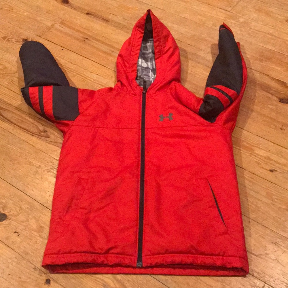 COPY - Under armour boys size small coat
